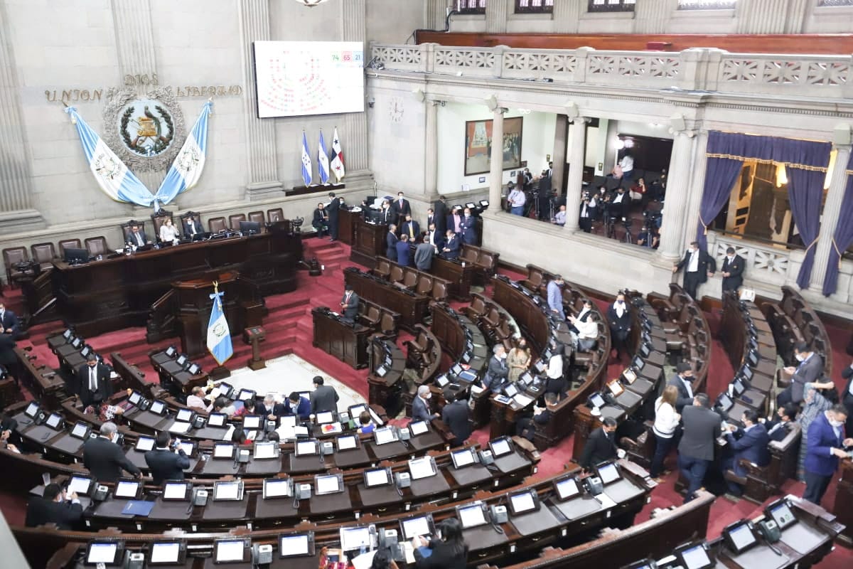 Durante la última sesión del primer periodo ordinario fue evidente la ausencia de varios diputados. Fotografía: Congreso. 