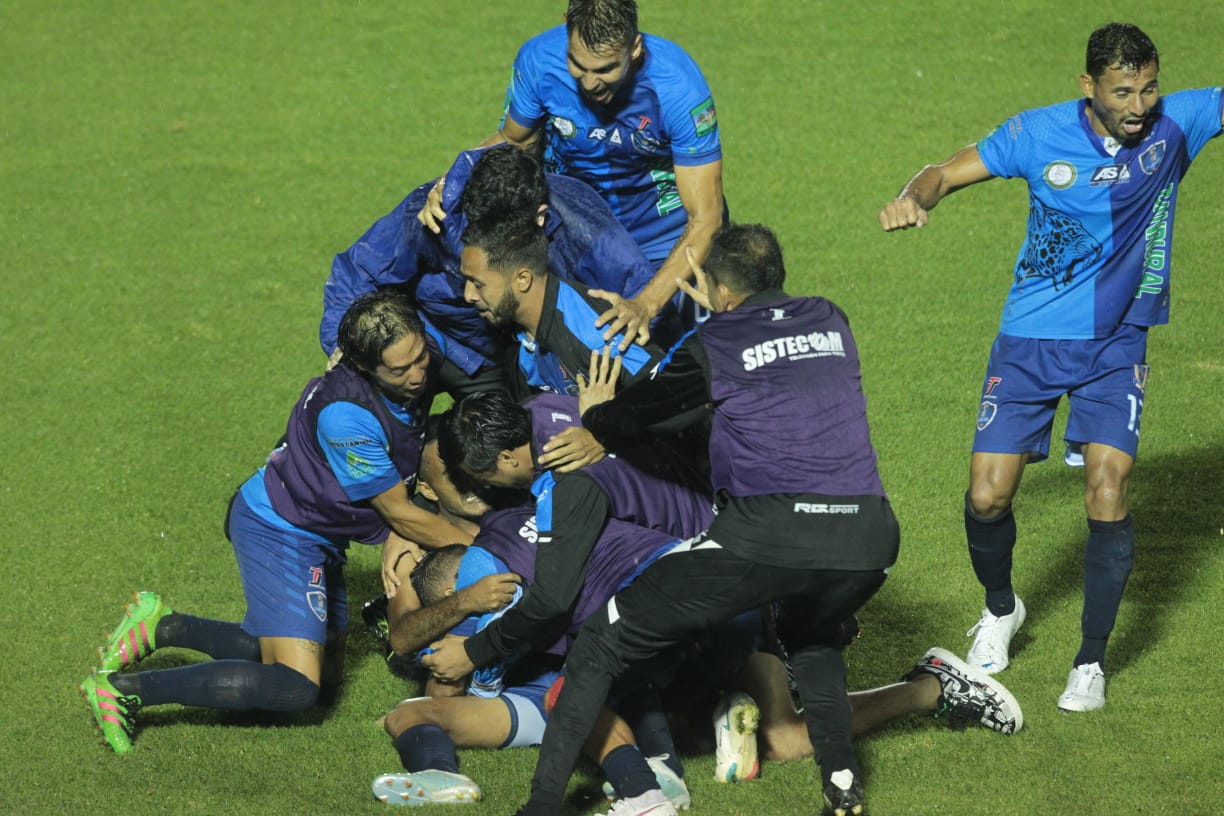 Santa Lucía se corona campeón del Clausura 2021. (Foto Norvin Mendoza)