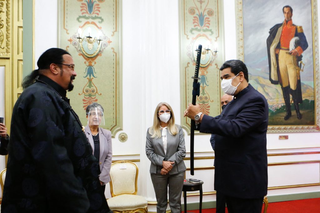Steven Seagal y Nicolás Maduro
