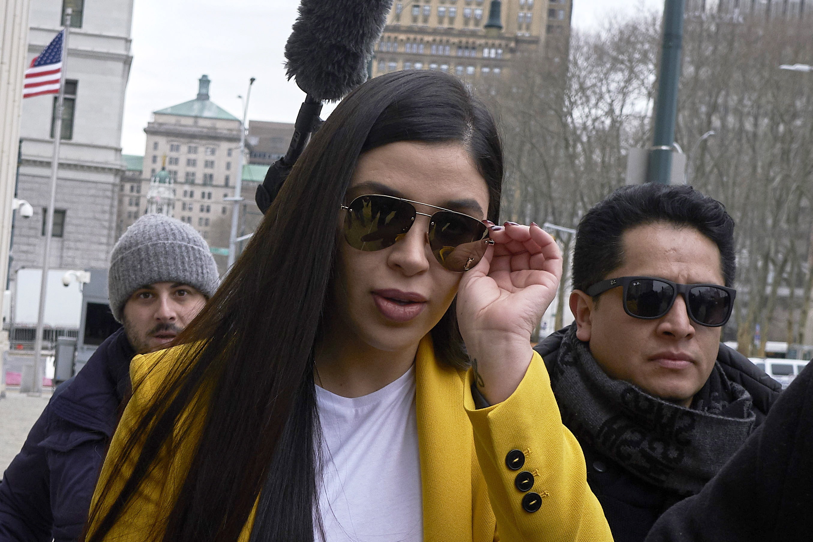 Emma Coronel enfrenta cargos de trafico de droga, lavado de dinero y participación en una transacción con narcotraficantes extranjeros. (Foto Prensa Libre: EFE)