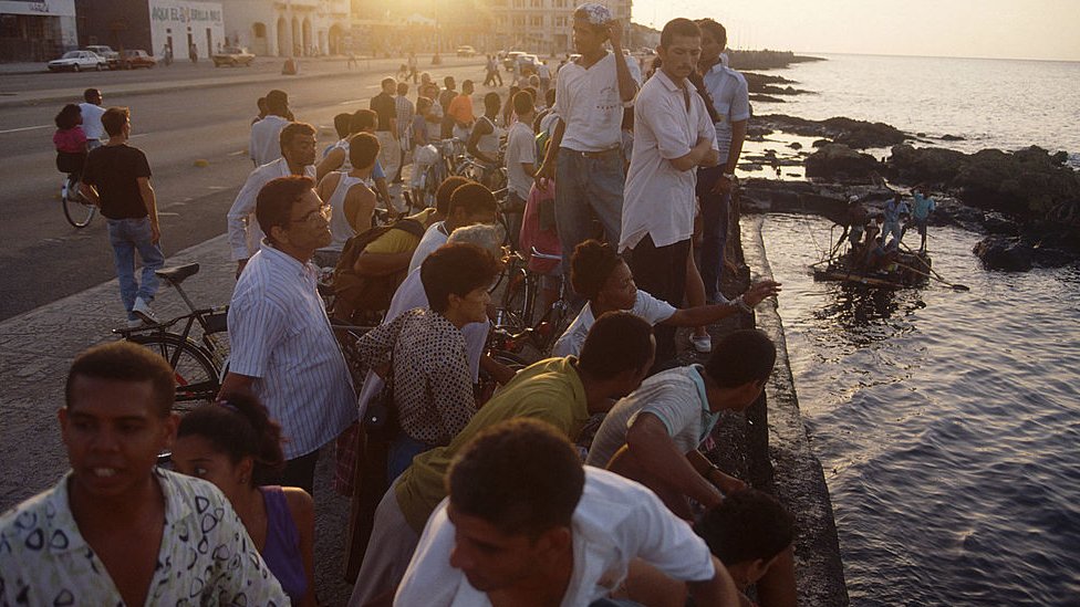 Conocida también como "la crisis de los balseros" provocó un aperturismo económico de la isla.