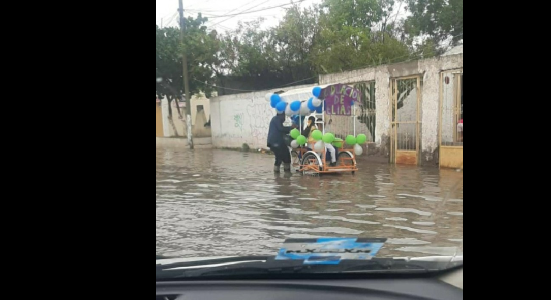 Luna Méndez no imaginó que la foto que subió volvería viral por la conmovedora historia del padre de familia. (Foto Facebook/@ely.mendez.739).