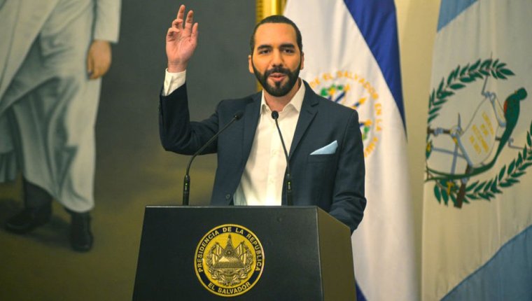 Nayib Bukele ofrece 200 cajeros en los que los salvadoreños podrán retirar dólares en efectivo por utilizar bitcoins