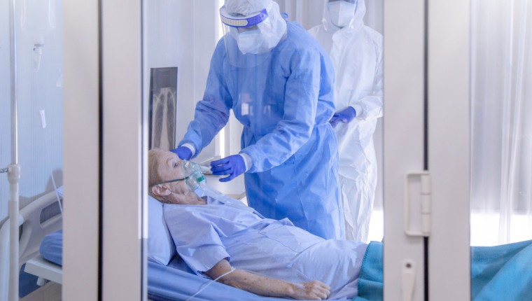 Los costos por hospitalización de pacientes con covid-19 han aumentado. (Foto, Prensa Libre: Hemeroteca PL).