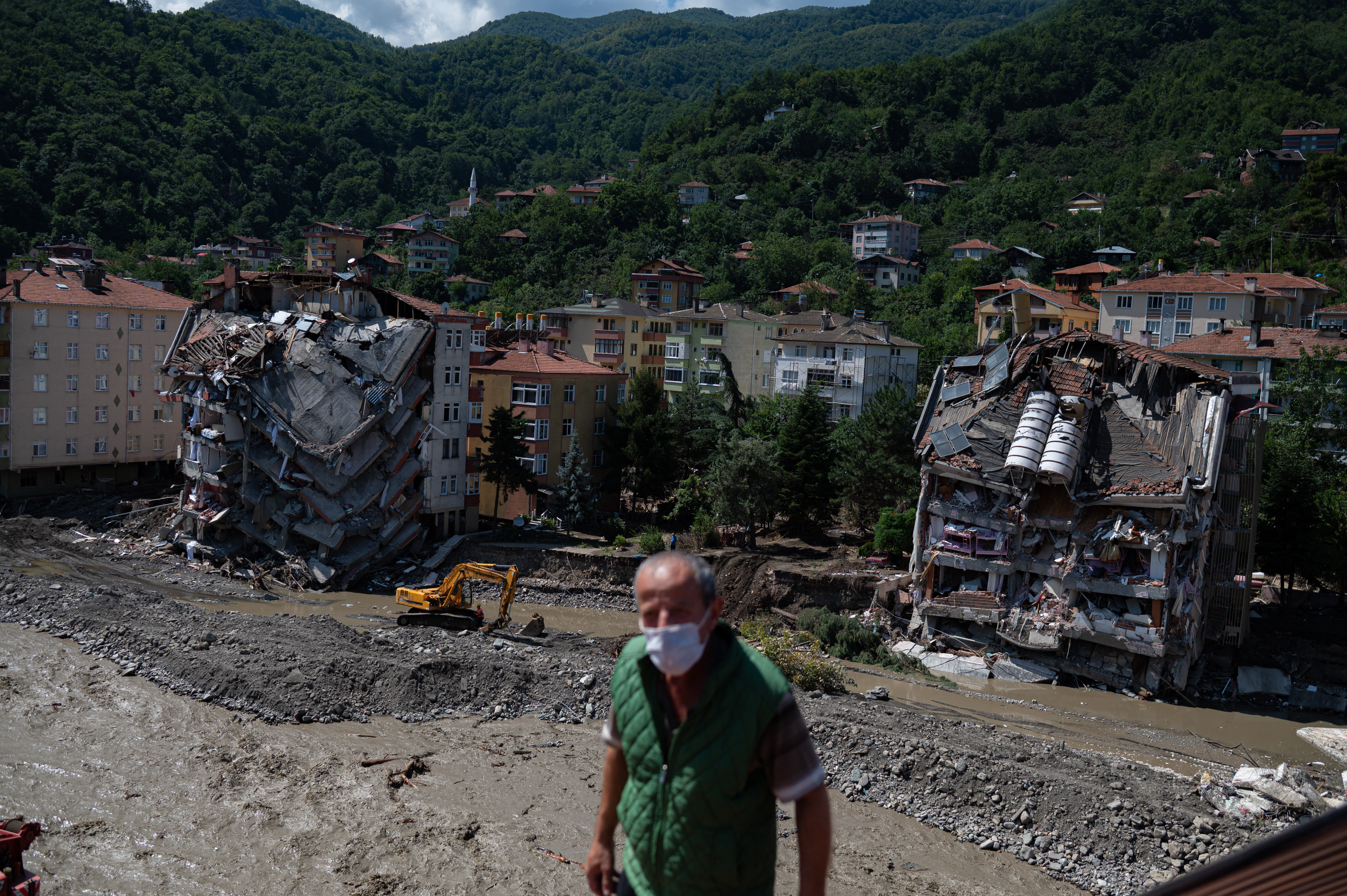 Impactantes imágenes: Así fueron las inundaciones en Turquía que han dejado al menos 62 muertos