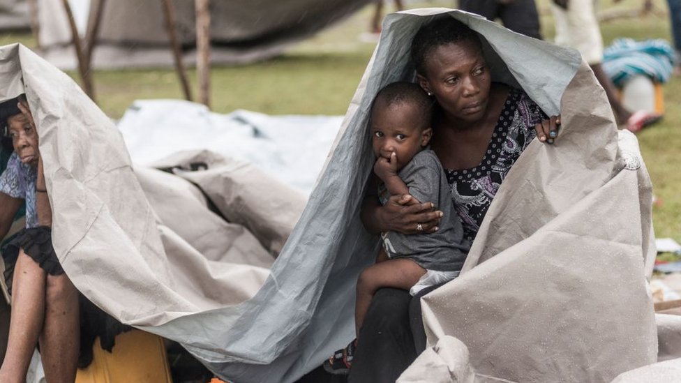 Se calcula que al menos 30 mil personas quedaron sin hogar tras el terremoto de magnitud 7.2 del pasado 14 de agosto. (GETTY IMAGES)