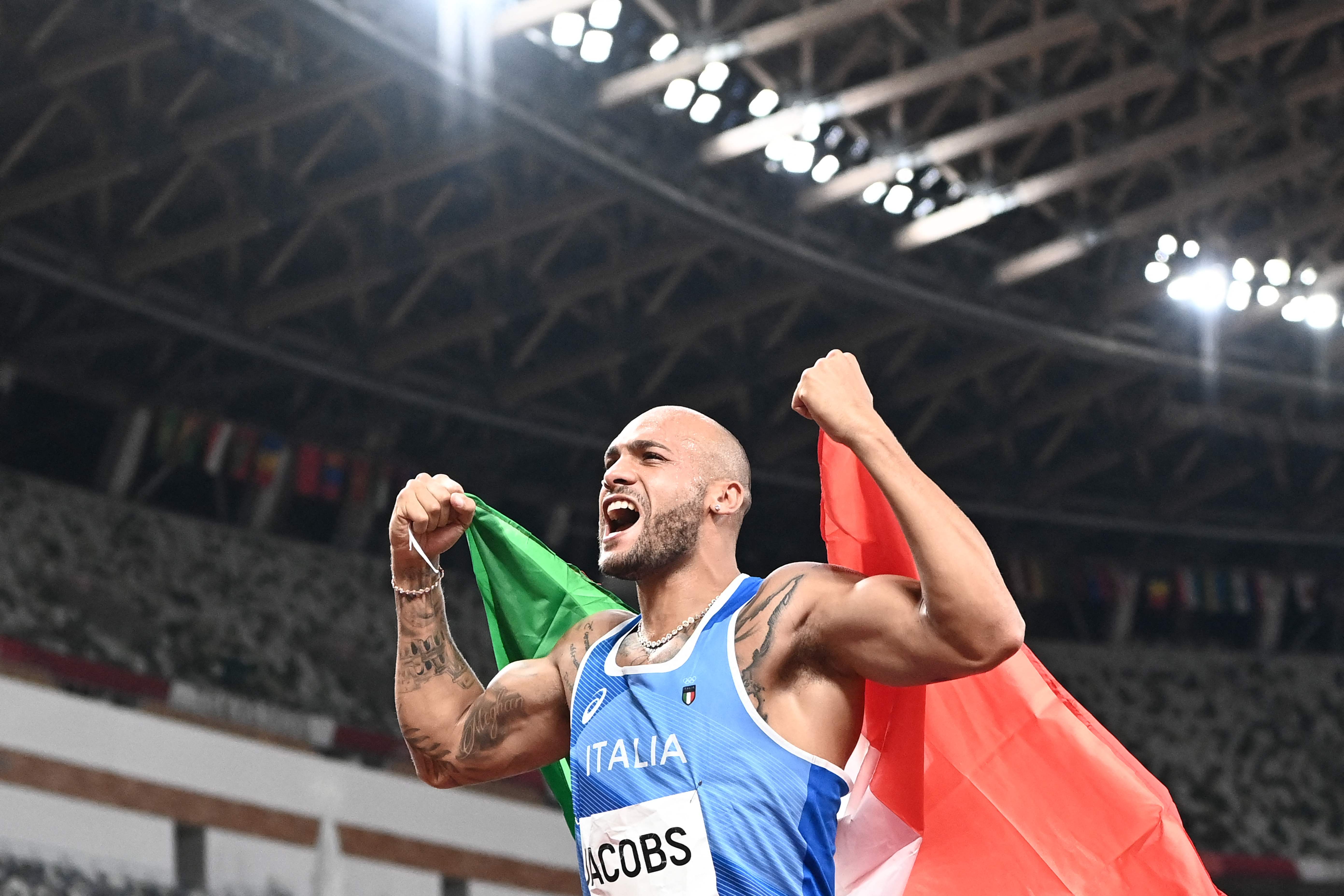 Marcell Jacobs celebró el primer oro en la prueba de los 100 metros para un europeo desde Barcelona 1992. (AFP)