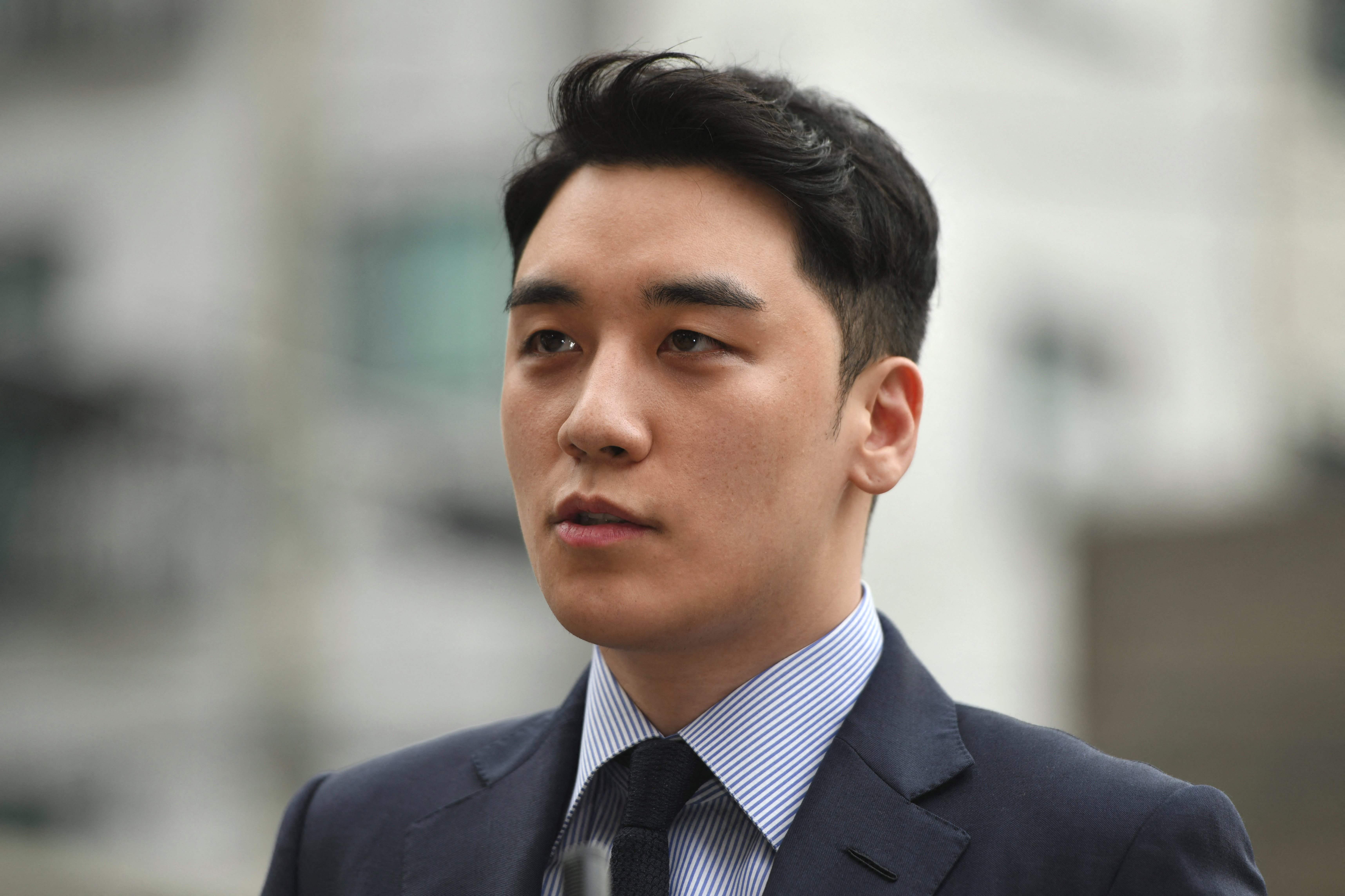 Condenan a 3 años de cárcel a exestrella del K-pop Seungri por incitar a la prostitución. (Foto Prensa Libre: AFP)