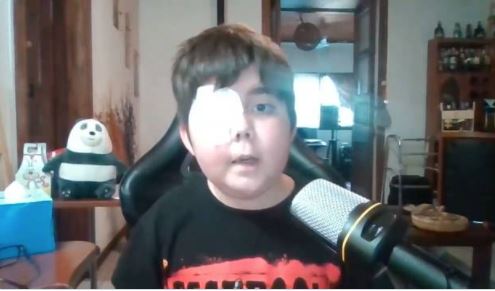 Tomi tenía cáncer cerebral, pero cumplió y vivió su sueño de ser un youtuber famoso. (Foto Prensa Libre: Canal de YouTube Tomiii 11)