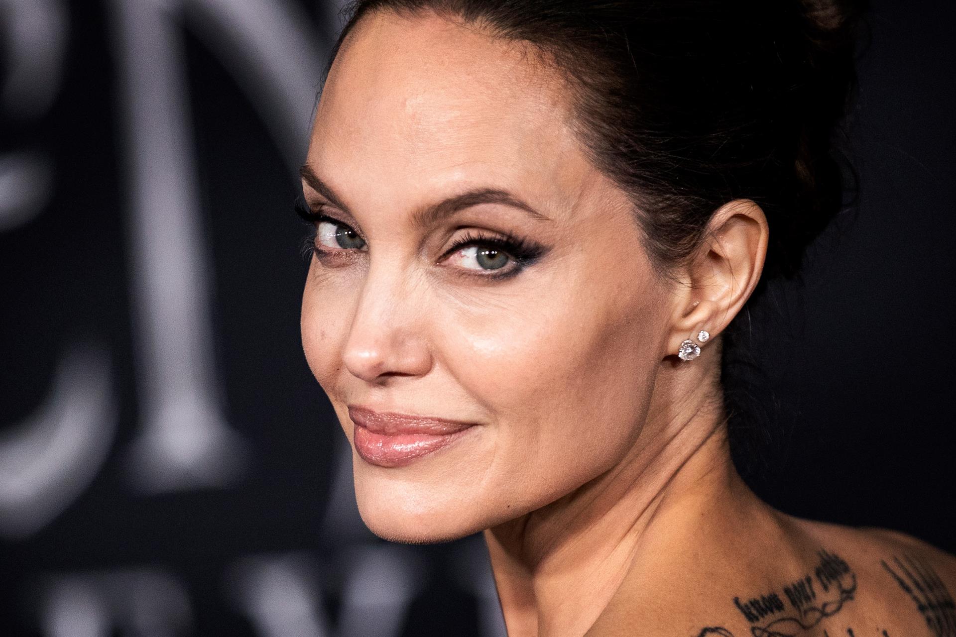 Angelina Jolie se estrena en Instagram con la denuncia de una niña afgana. (Foto Prensa Libre: EFE)