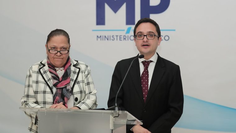 El amparo contra la fiscal María Consuelo Porras fue presentado  por la abogada de Sandoval. (Foto: Hemeroteca PL)