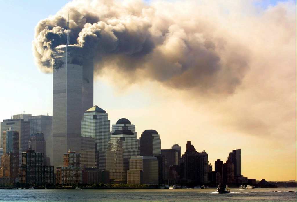 Imagen muestra los atentados terroristas en las torres gemelas el 11 de septiembre de 2021. (Foto Prensa Libre: Hemeroteca PL)