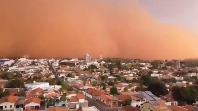 Foto de archivo de una tormenta de arena. (Foto Prensa Libre: HemerotecaPL)