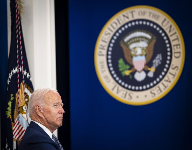 El presidente Joe Biden en una videoconferencia sobre la COVID-19 de la Asamblea General de las Naciones Unidas, desde el Auditorio de la Corte Sur del Edificio de Oficiales Ejecutivos Eisenhower en el complejo de la Casa Blanca en Washington, el miércoles 22 de septiembre de 2021. (Doug Mills/The New York Times)