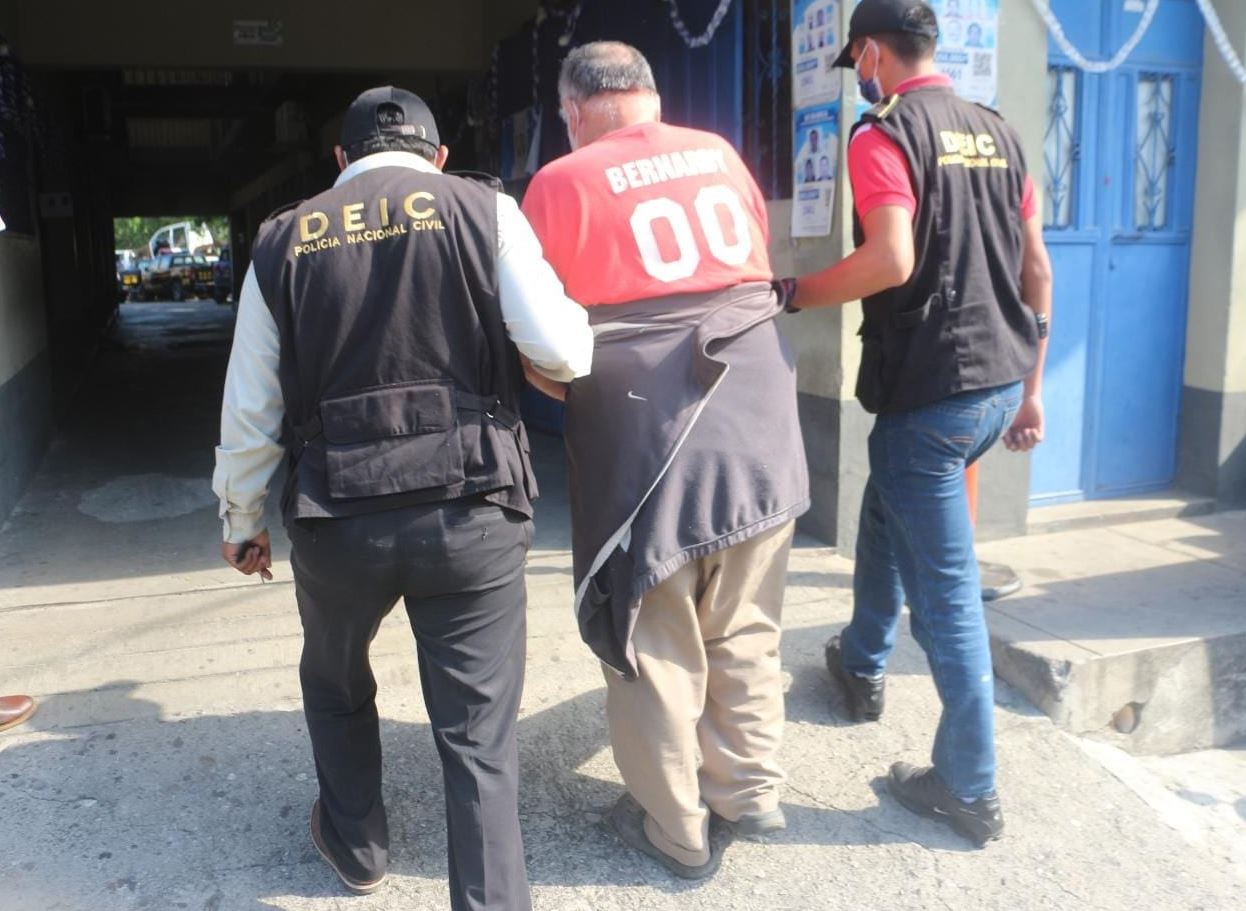 José Manuel Castañeda Aparicio, de 71 años, capturado por desaparición de tres personas en aldea Tampo, Tactic, Alta Verapaz. (Foto Prensa Libre: PNC)