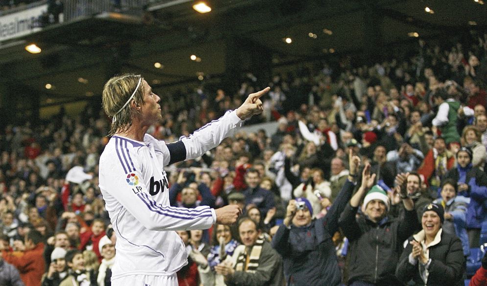 Guti, exjugador del Real Madrid y ahora entrenador, no descarta la opción de dirigir al Barcelona. (Foto Prensa Libre: Hemeroteca PL)