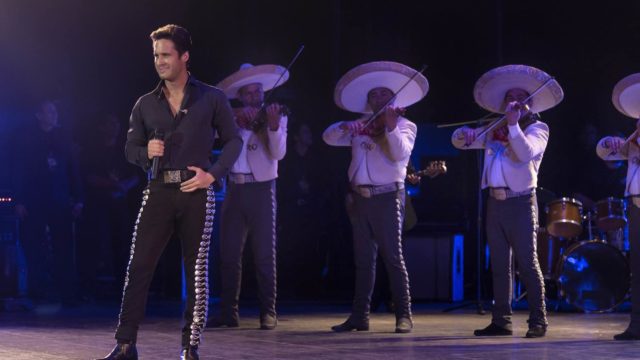 Diego Boneta termina un ciclo con uno de los personajes que más satisfacciones y retos le ha dejado a su carrera profesional. (Foto Prensa Libre: Netflix)