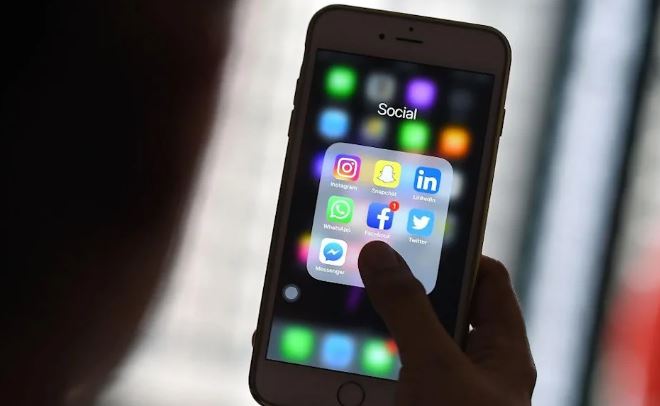 Facebook atraviesa por una serie de acusaciones en su contra relacionada con la seguridad de los usuarios. (Foto: AFP)