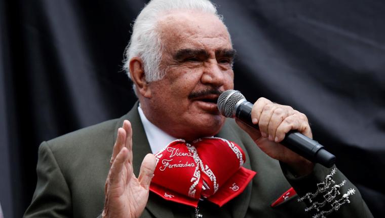 El cantante mexicano Vicente Fernández atraviesa quebrantos de salud. (Foto Prensa Libre: EFE) 