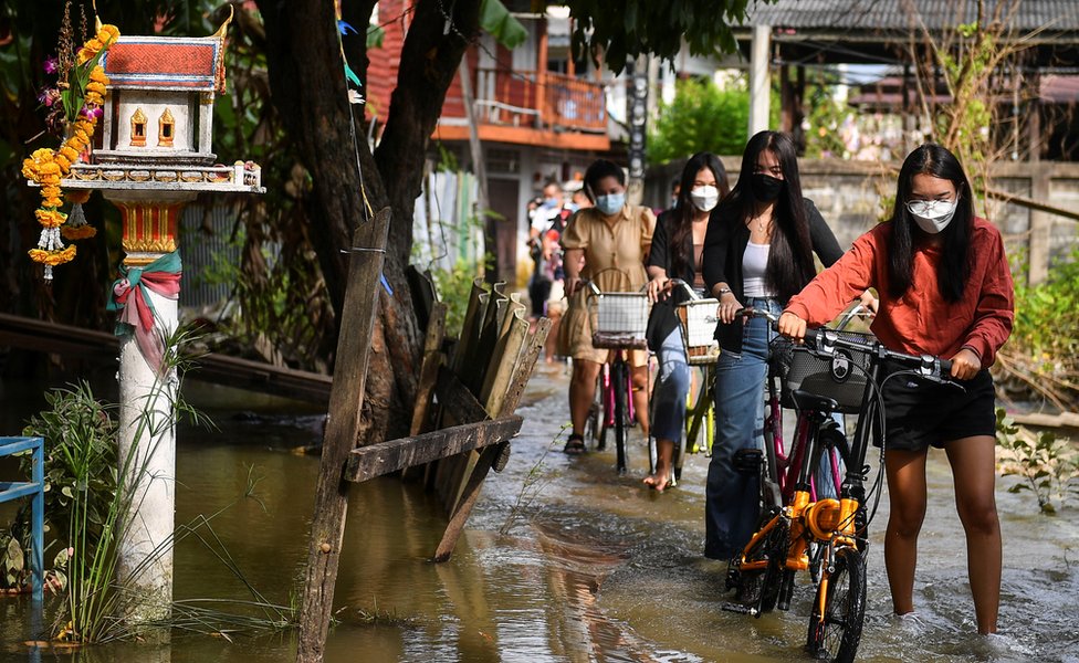 Los científicos dicen que eventos meteorológicos extremos como las inundaciones serán más frecuentes por el cambio climático. REUTERS