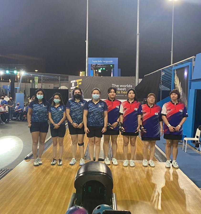 Ana Patricia Morales, Sofía Granda y Ana Lorena Bolaños junto con Claudia Barrios (suplente) se quedaron con la plata en el Mundial de Boliche de Dubái. (Foto FedeBoliche).