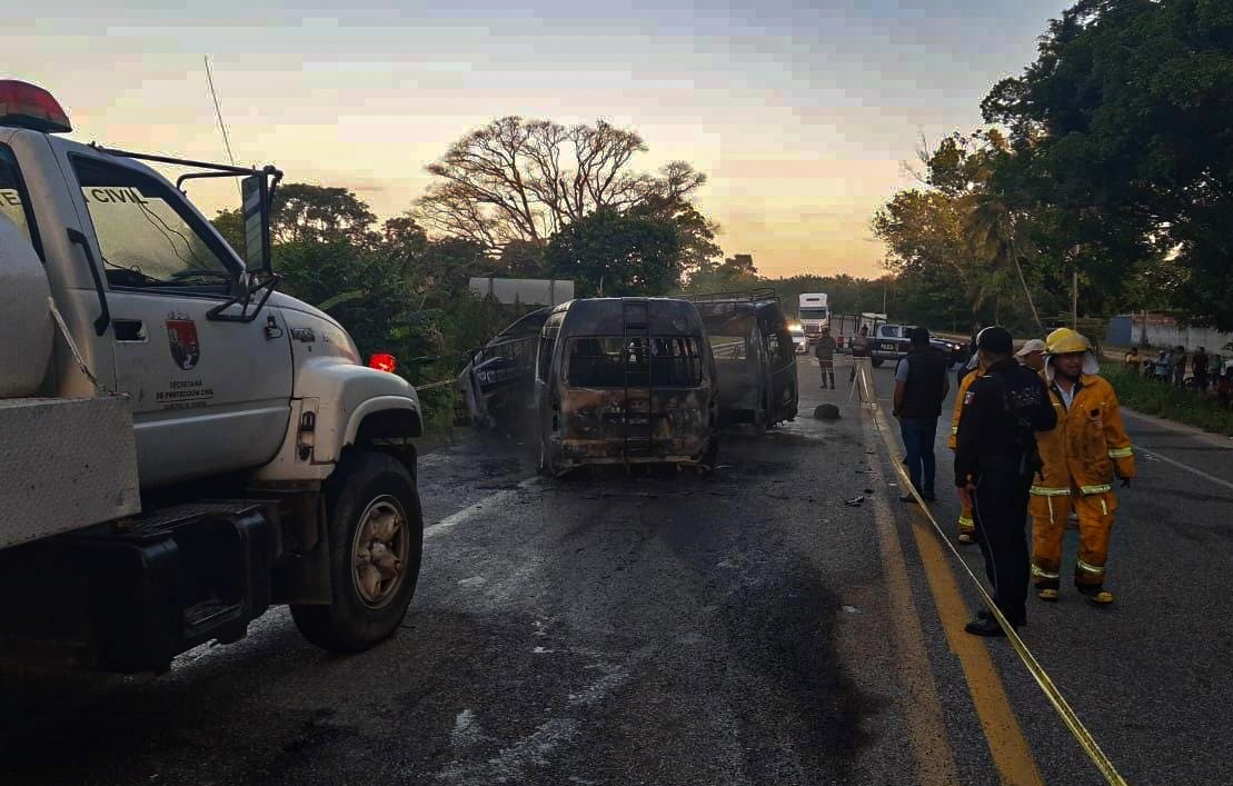 Al menos 12 personas murieron en un accidente de tránsito en una carretera del distrito del sur de México, fronterizo con Guatemala. (Foto Prensa Libre: EFE)