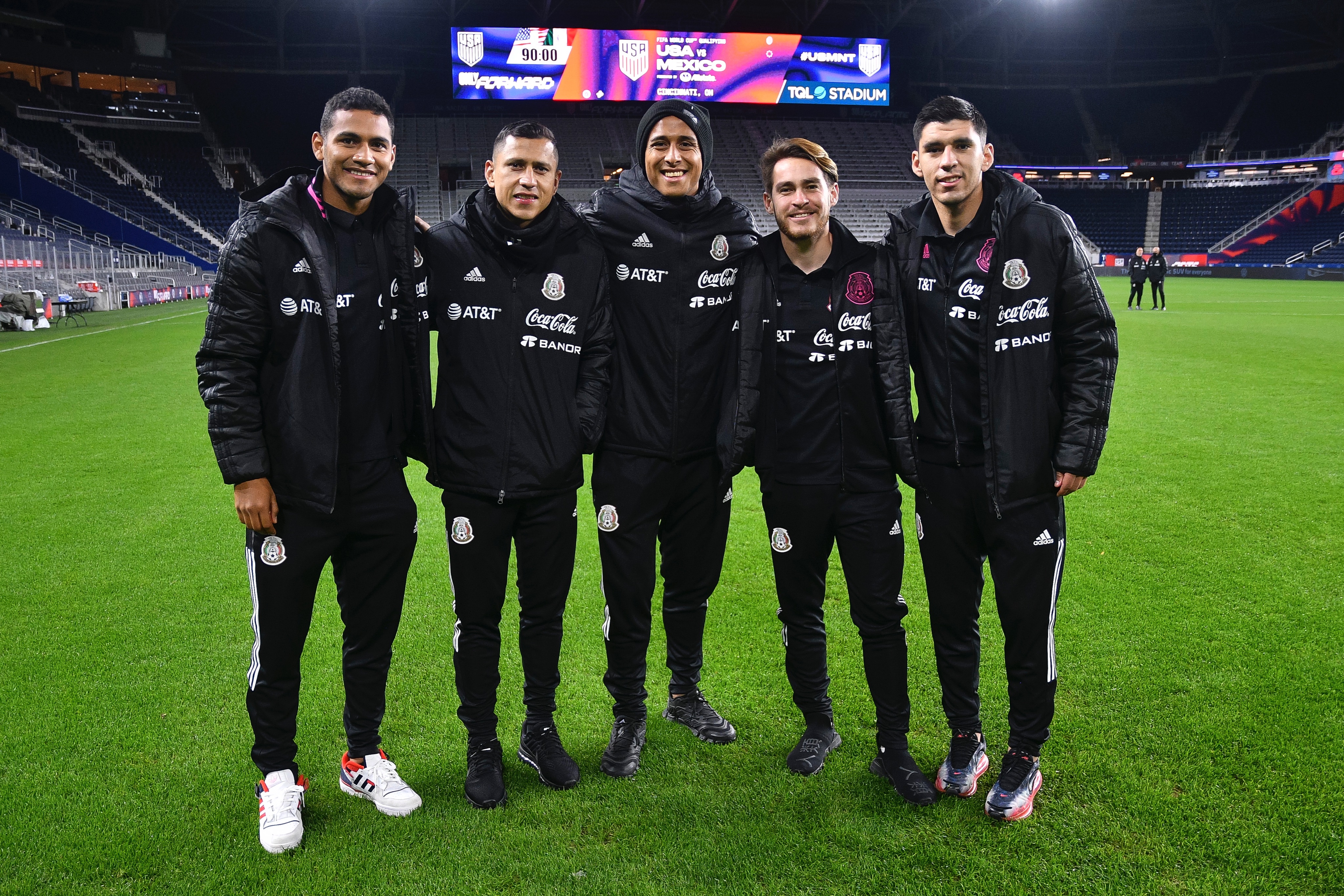 La selección mexicana reconoció la cancha en donde enfrentará a Estados Unidos. (Foto Prensa Libre: Twitter @miseleccionmx)