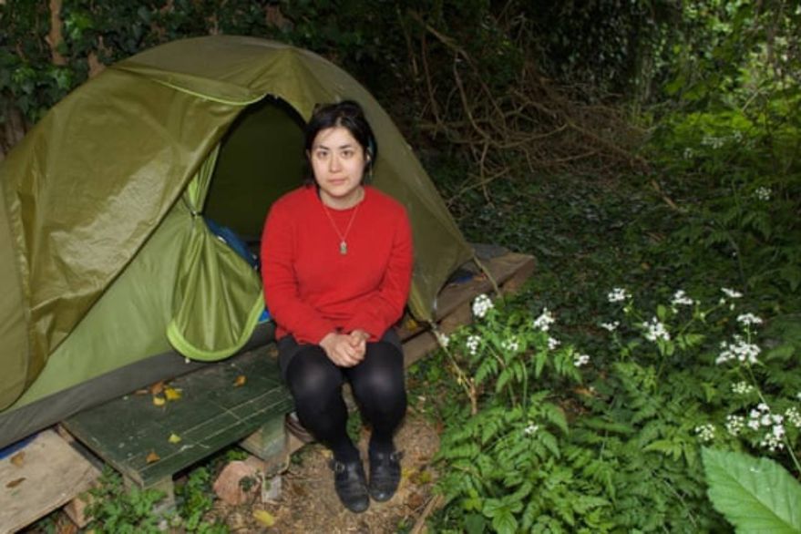 Aimeé Lê, una docente y escritora de Estados Unidos que vivió en una carpa en Londres para terminar su doctorado. (Foto Prensa Libre) 