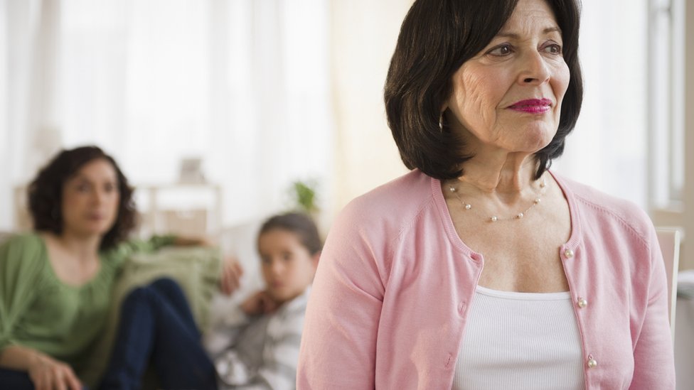 Distancia entre padres e hijos