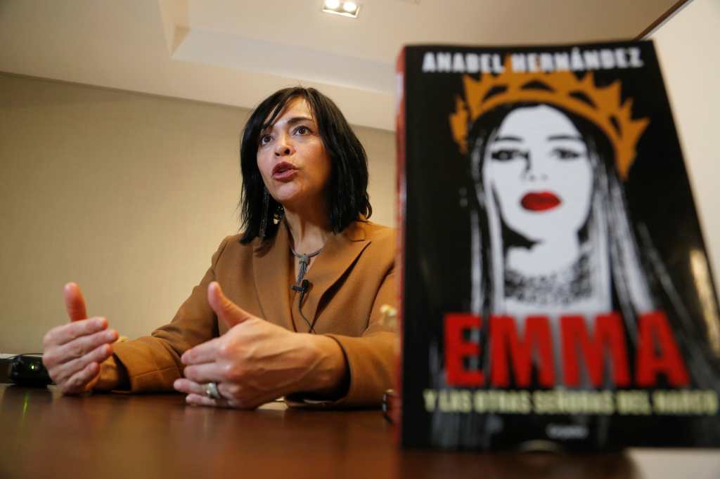 Las mujeres son clave para la supervivencia del narco, dice Anabel Hernández