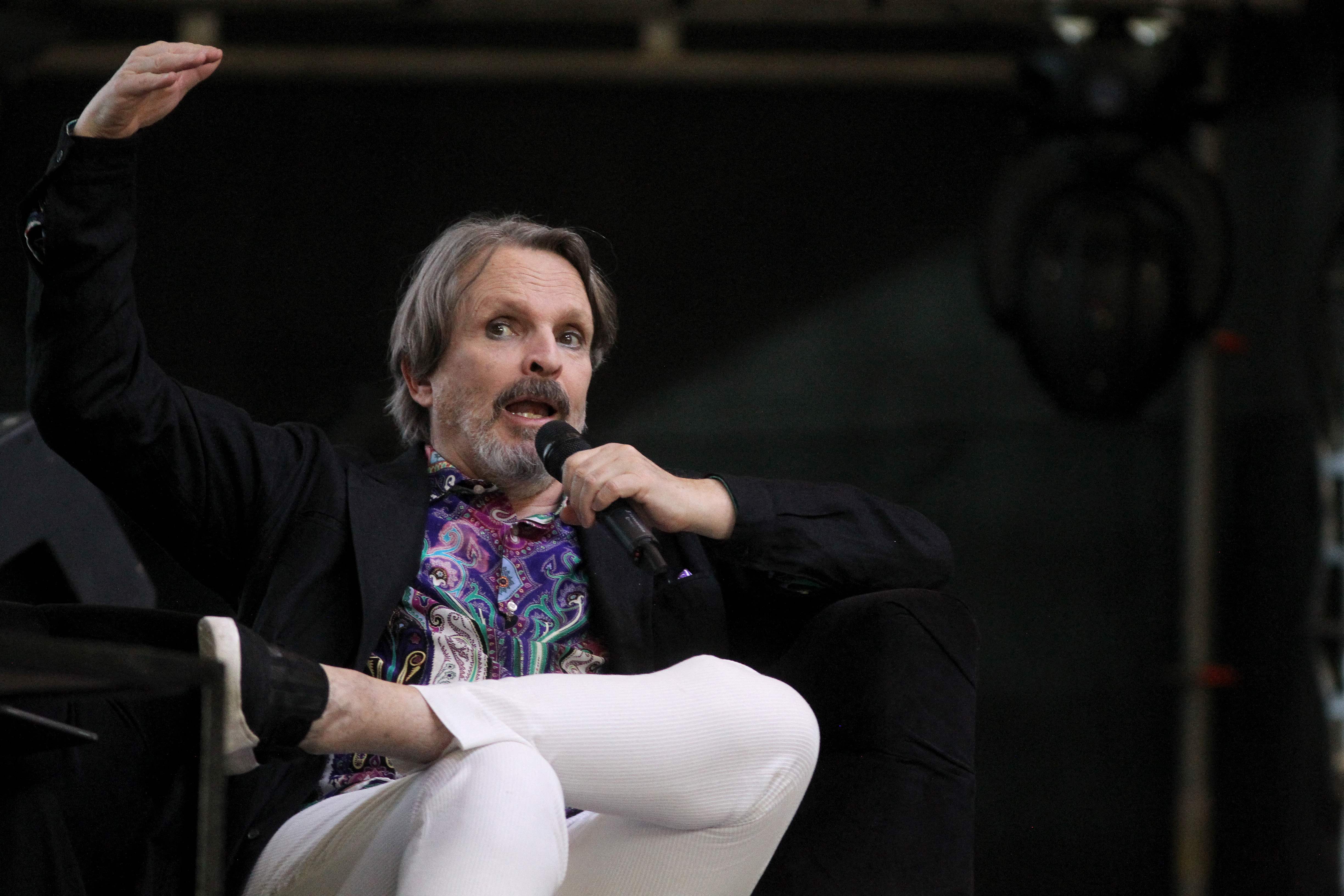 Miguel Bosé en la FIL de Guadalajara