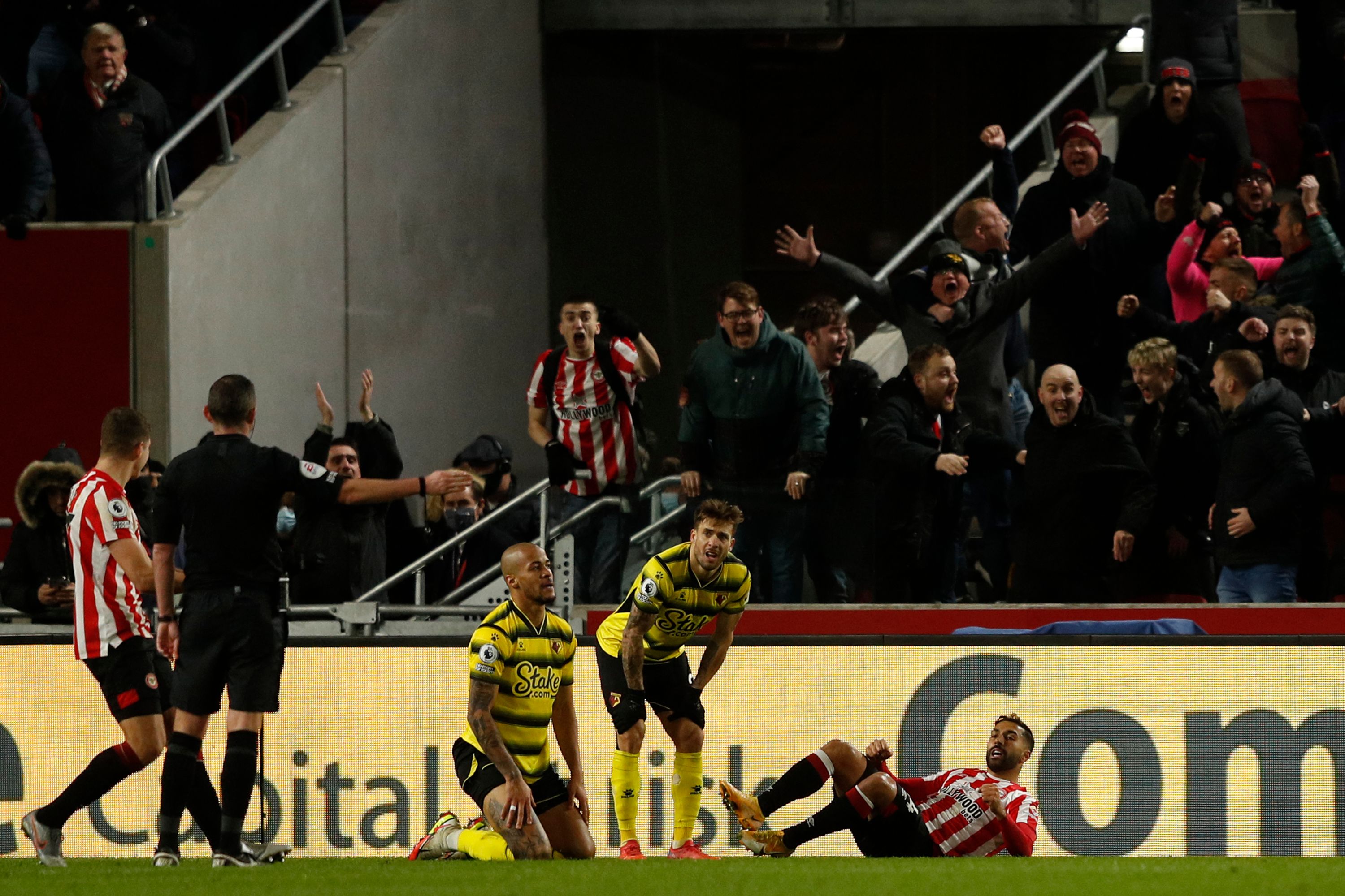 La dirigencia del Brentford de la Premier League pidió aplazar la fecha 18 debido a contagios de covid-19 y evitar la propagación del virus. Foto Prensa Libre: AFP.