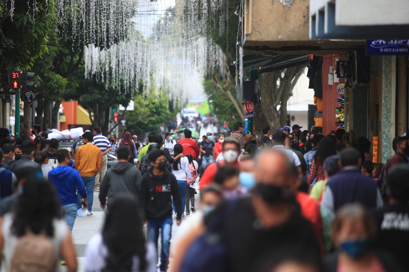 Los despachos de remesas familiares incrementan en diciembre asociado a las festividades de fin de año y que va al consumo en los hogares. (Foto Prensa Libre: Hemeroteca) 