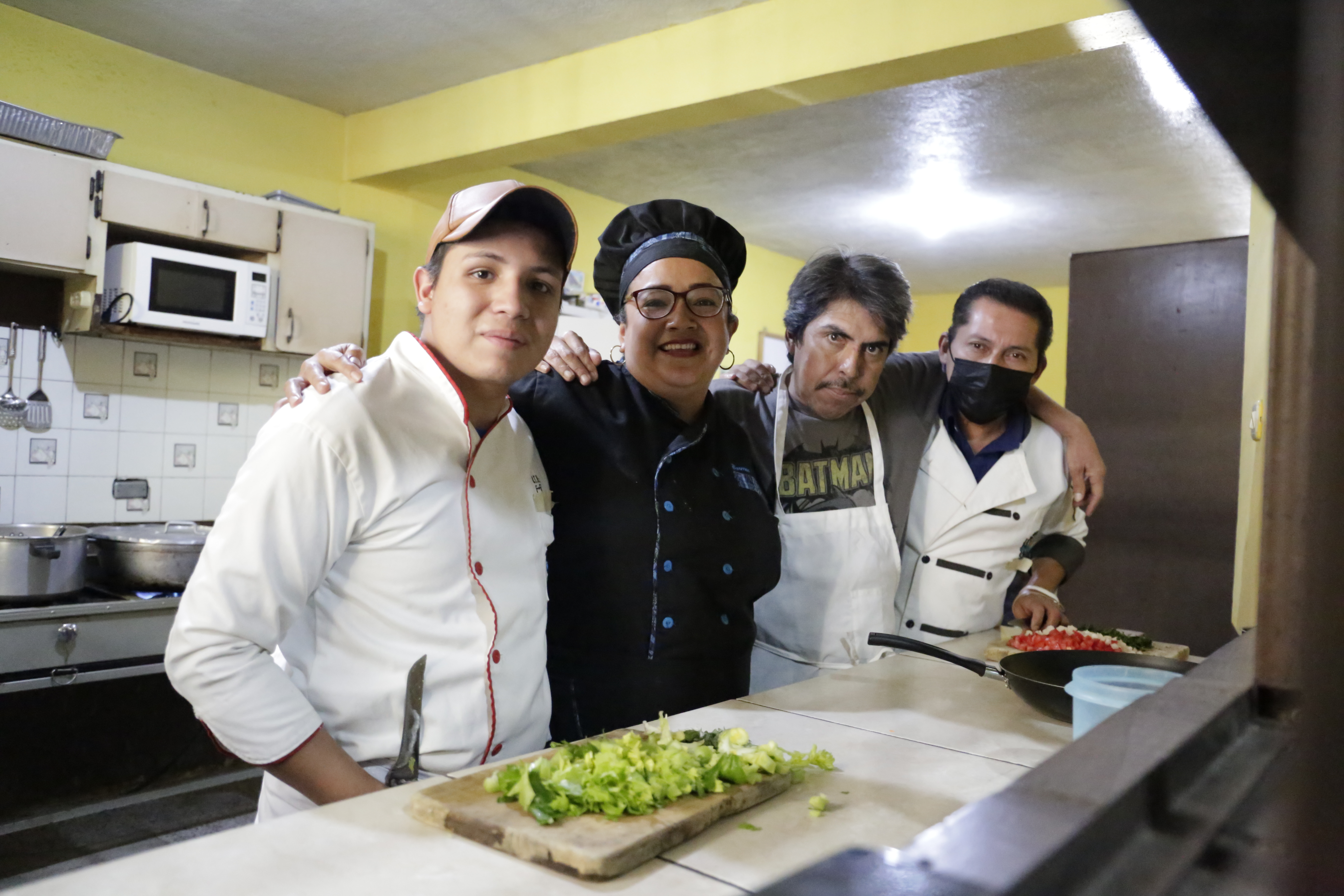 21 días de dar felicidad: Rehabilitados aprenden a cocinar (Día 12)