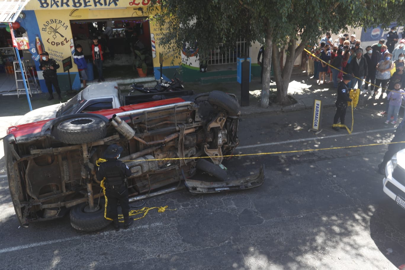 Vehículo aplastó a un motorista en la zona 7