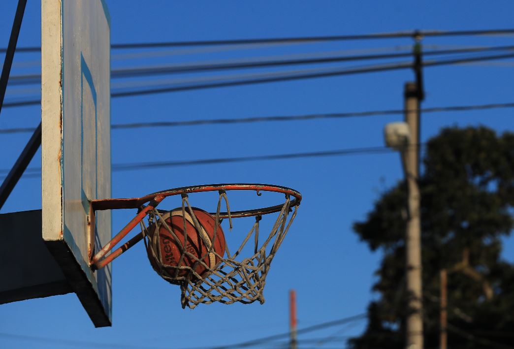 Las instalaciones deportivas de las federaciones reciben cada año presupuesto para mantenimiento, sin embargo, en muchos casos se fija un pago para su uso. (Foto Prensa Libre: Byron García)