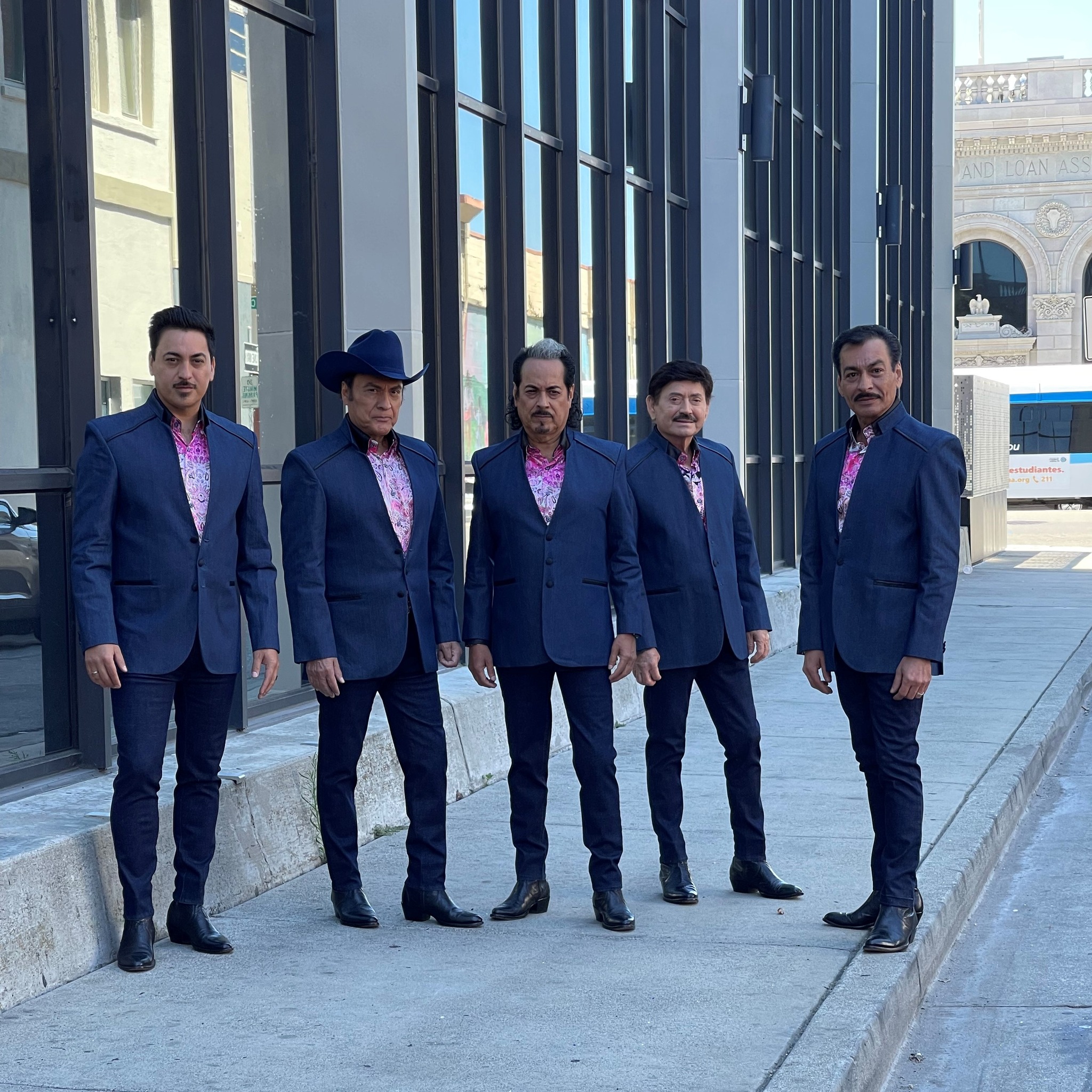 La popular canción de Los Tigres del Norte fue lanzada en 1997. (Foto Prensa Libre: Facebook Los Tigres del Norte).