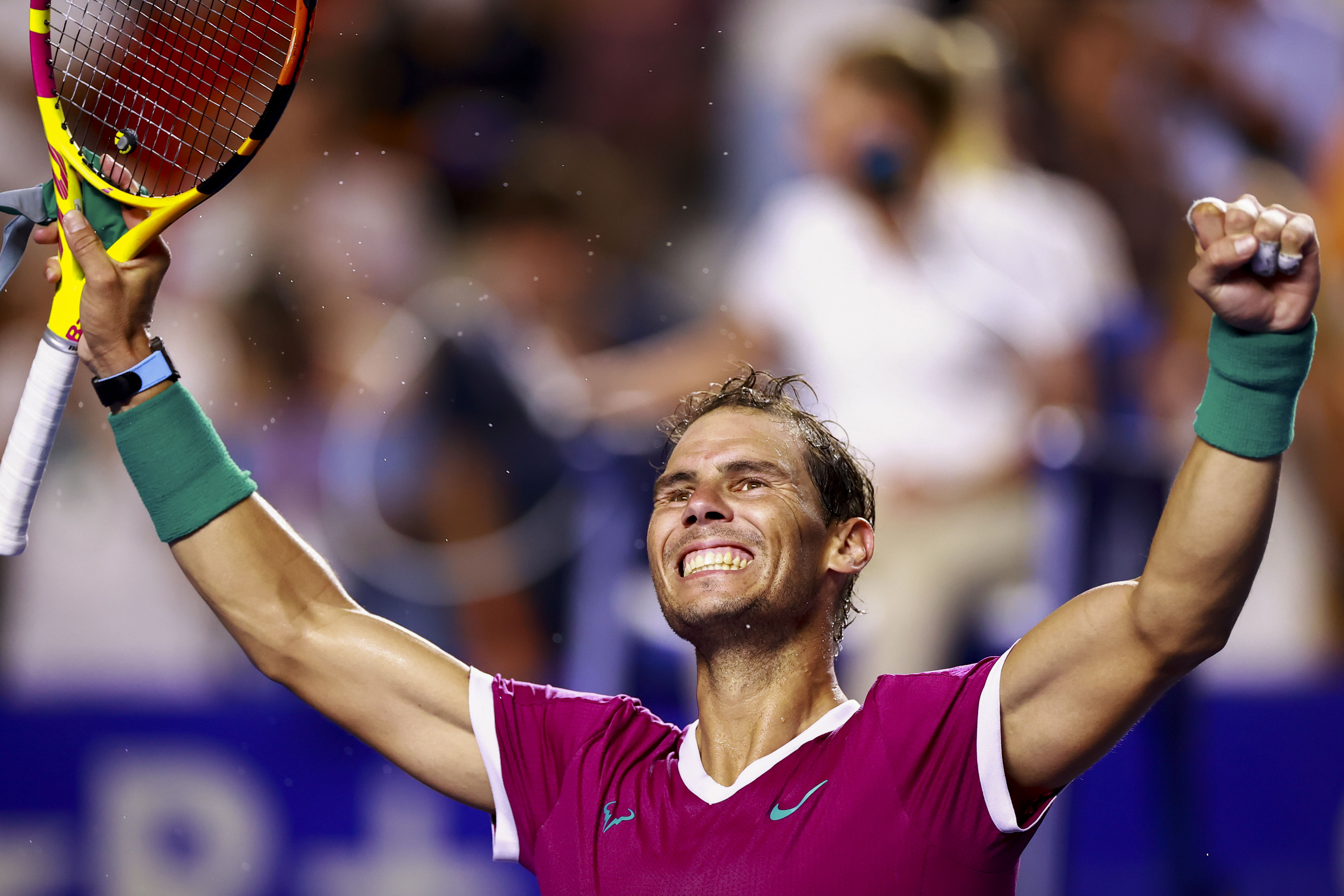 AMDEP7245. ACAPULCO (MÉXICO), 25/02/2022.- Rafael Nadal de España celebra al vencer a Daniil Medvedev de Rusia hoy, en un juego de las semifinales del Abierto Mexicano de Tenis en Acapulco (México). EFE/David Guzmán González