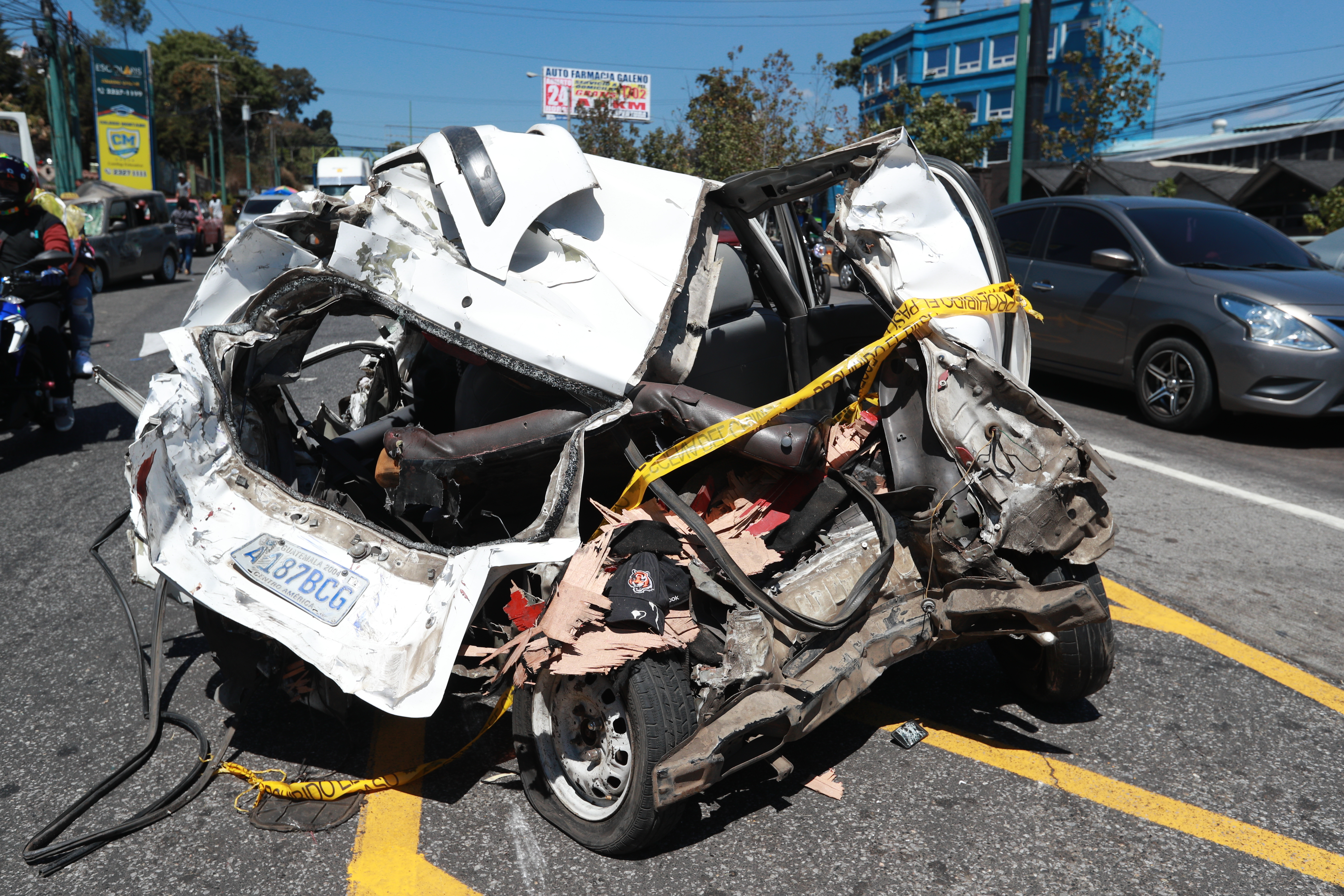 El accidente del kilómetro 19.5 de la ruta Interamericana se cobró la vida de tres personas, por lo que la Municipalidad de Mixco anunció cuatro medidas para prevenir ese tipo de hechos. (Foto Prensa Libre: María José Bonilla)