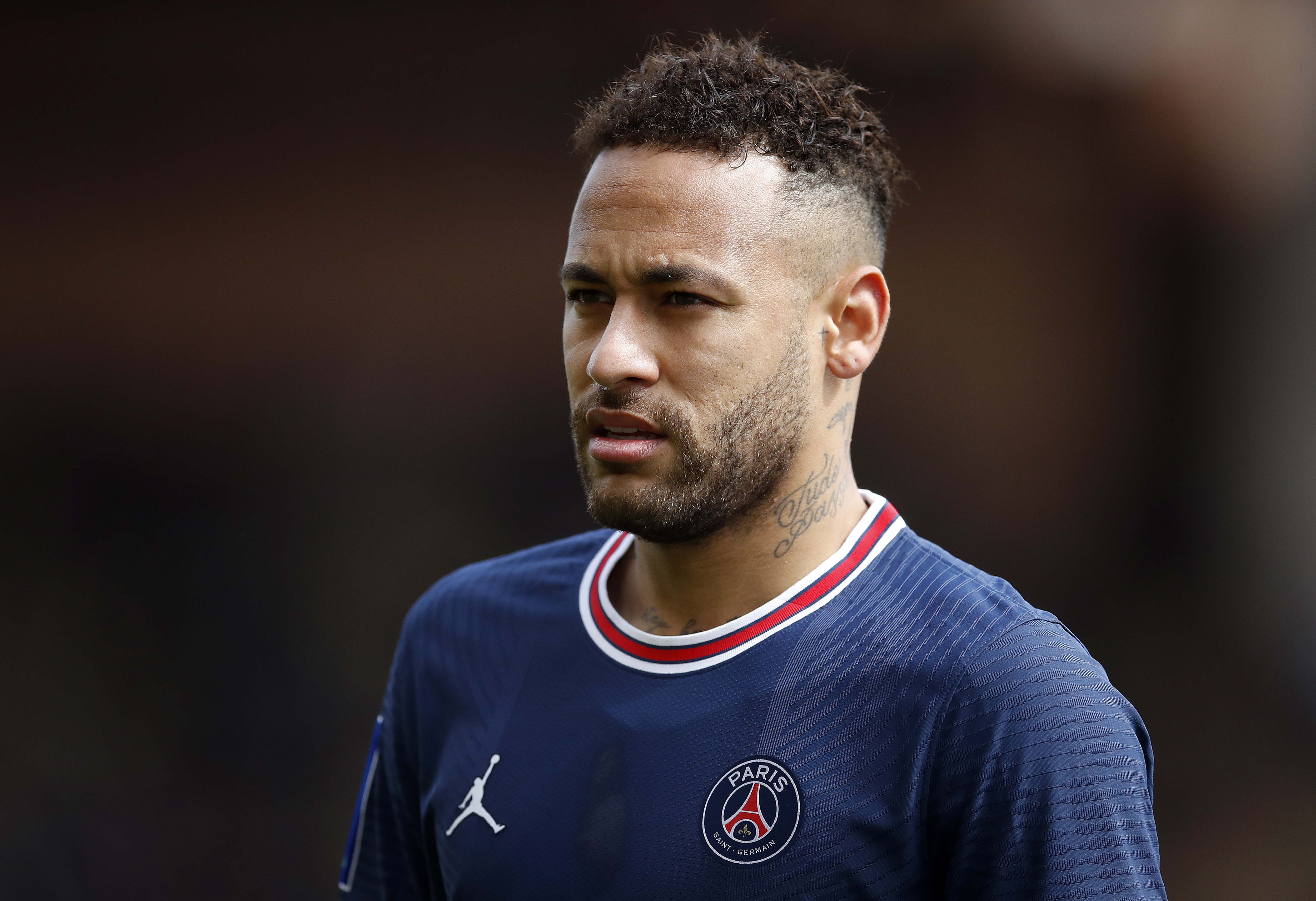 Neymar vuelve a estar en el centro de la polémica en el PSG. (Foto Prensa Libre: EFE)