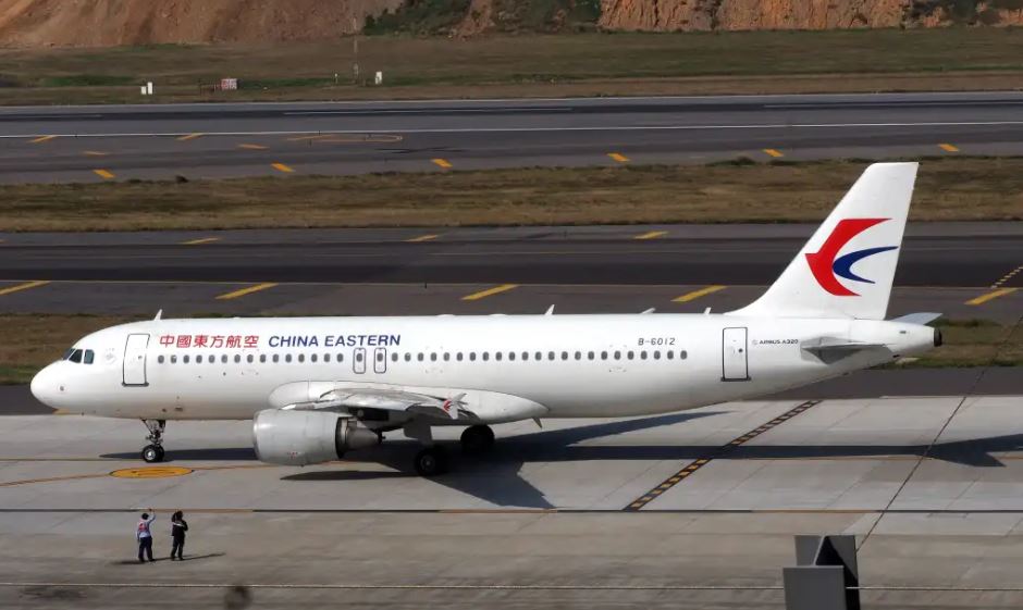 China Eastern dijo que está colaborando con las autoridades tras accidente. (Foto Prensa Libre: EFE)