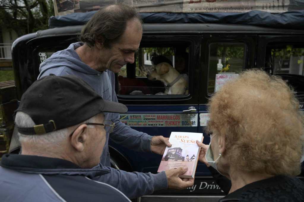 Familia Zapp viaja 22 años en auto de 1928