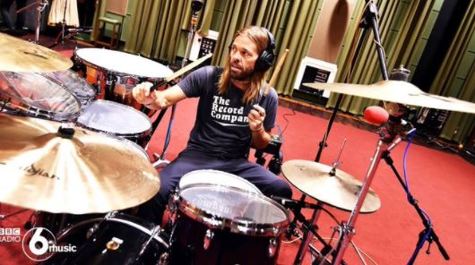 Taylor Hawkins fue hallado muerto en un hotel colombiano. (Foto: @metalinjection/Twitter)