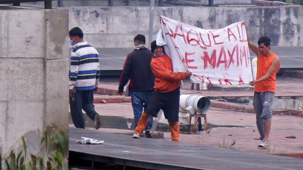 Motín en cárceles de Ecuador