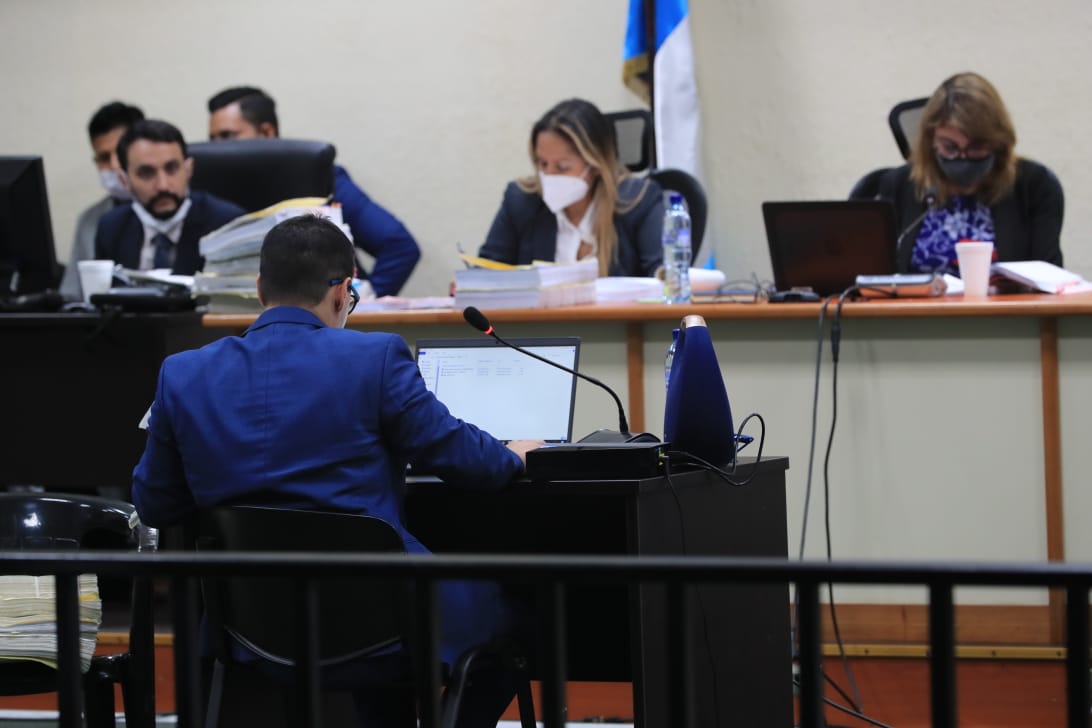 Héctor Medina, perito forense del Ministerio Público declaró en el Caso La Línea, en el que están implicados Roxana Baldetti y Otto Pérez Molina. (Foto Prensa Libre: Élmer Vargas)