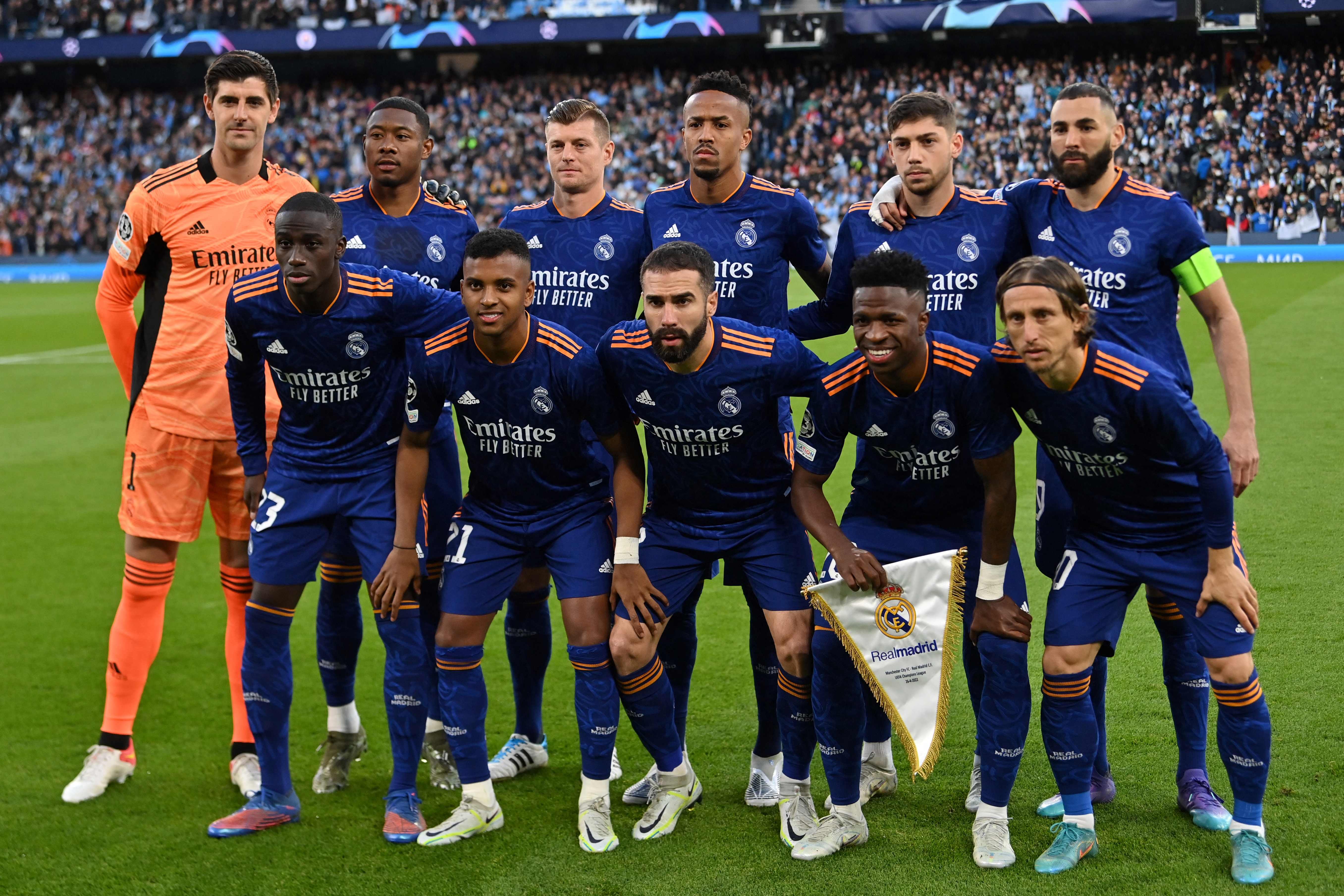 El cuadro del Real Madrid que se enfrentó al Manchester City en la Champions League. (Foto Prensa Libre: AFP)