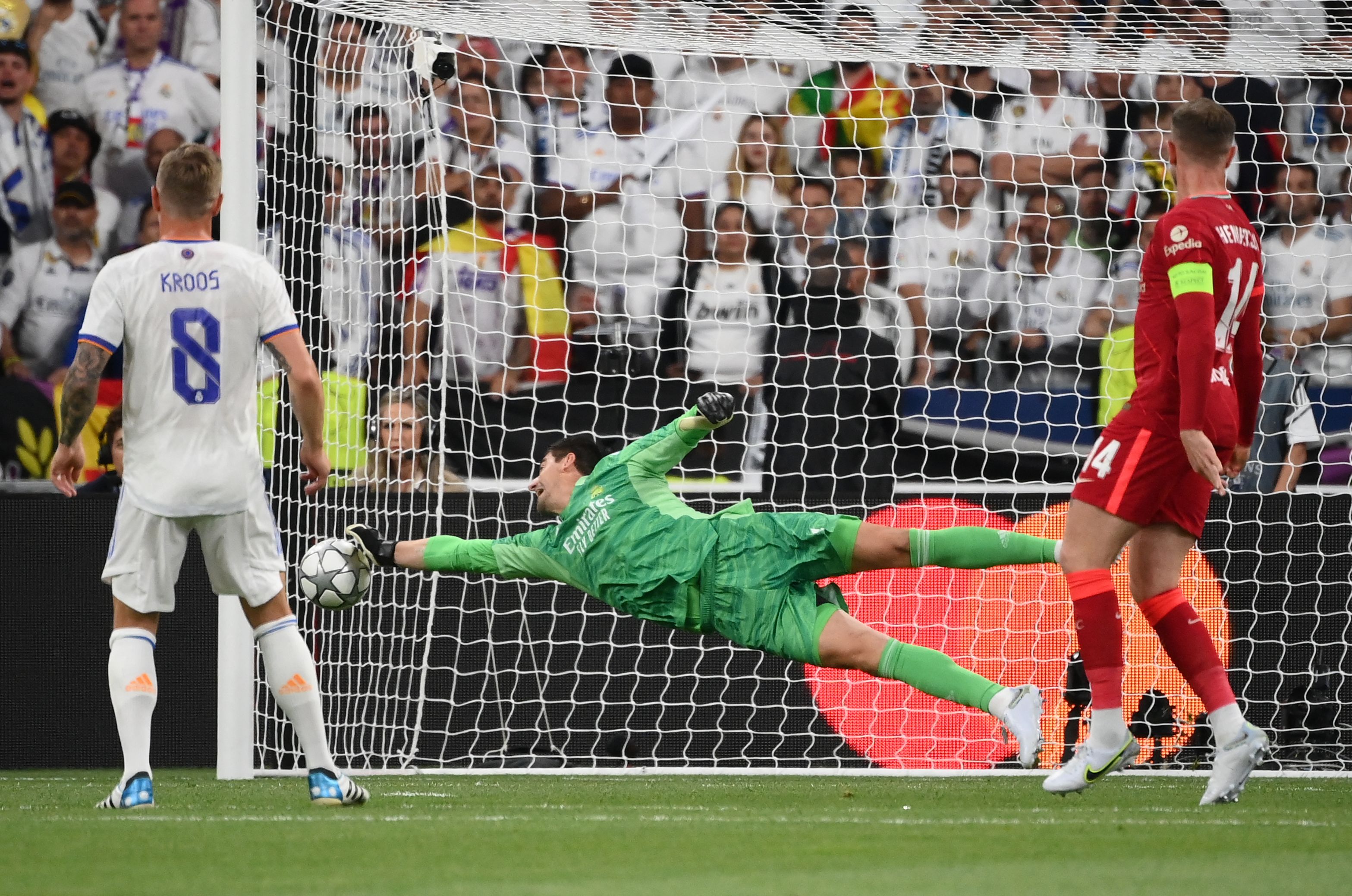 El arquero belga cuajó una actuación monumental que selló con el título de campeón. Foto Prensa Libre (AFP)