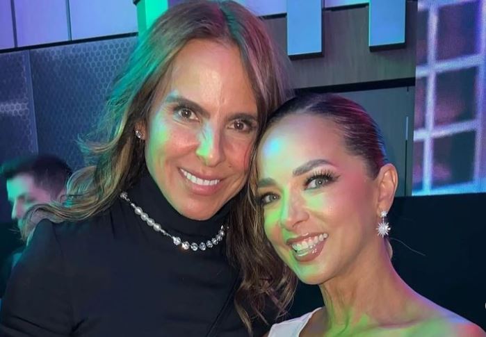 Kate del Castillo, junto Adamari López, levantó comentarios por su nuevo look. (Foto: chicofarandula/Instagram)