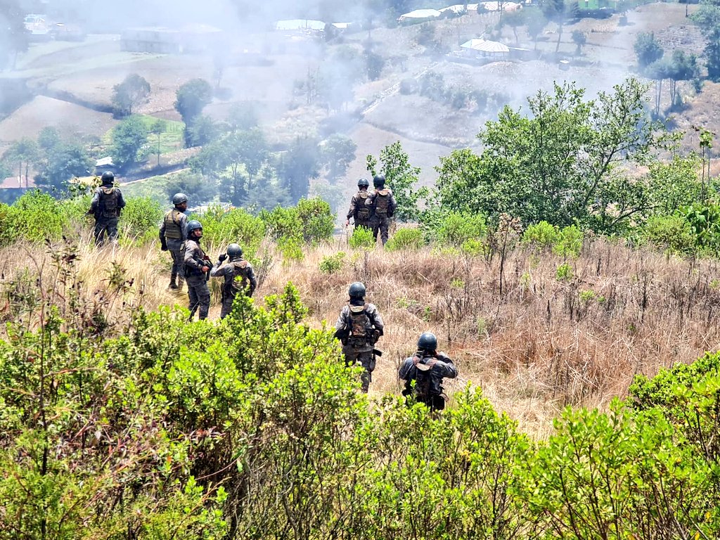 Foto ilustrativa. Las autoridades locales confirmaron la muerte de una persona y dos más heridas tras haber quedado en el fuego cruzado en un sector de Tajumulco, San Marcos. (Foto Prensa Libre: Tomada de @Ejercito_GT)