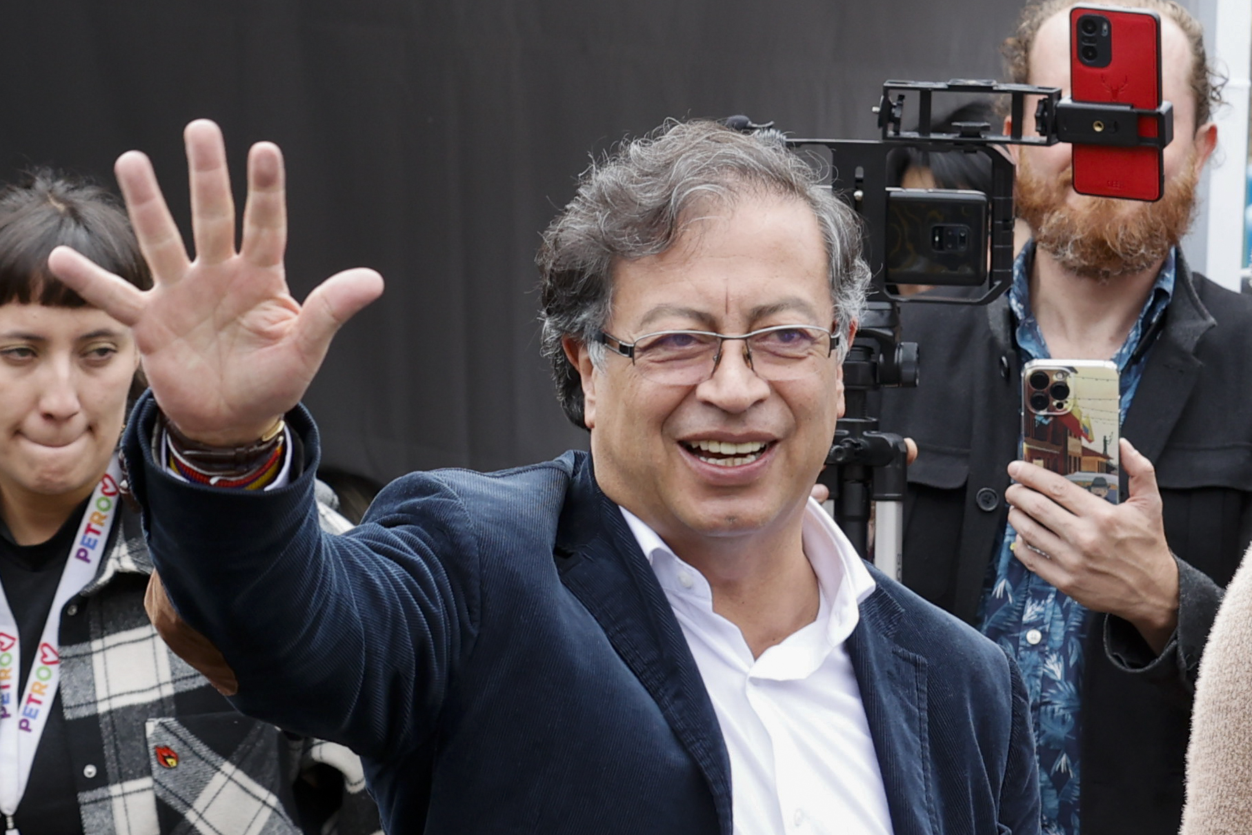 El candidato de izquierda Gustavo Preto lideró las votaciones en primera vuelta en las elecciones presidenciales en Colombia. (Foto Prensa Libre: EFE)